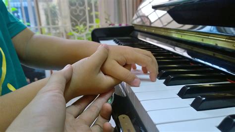 đàn piano cho người mới học